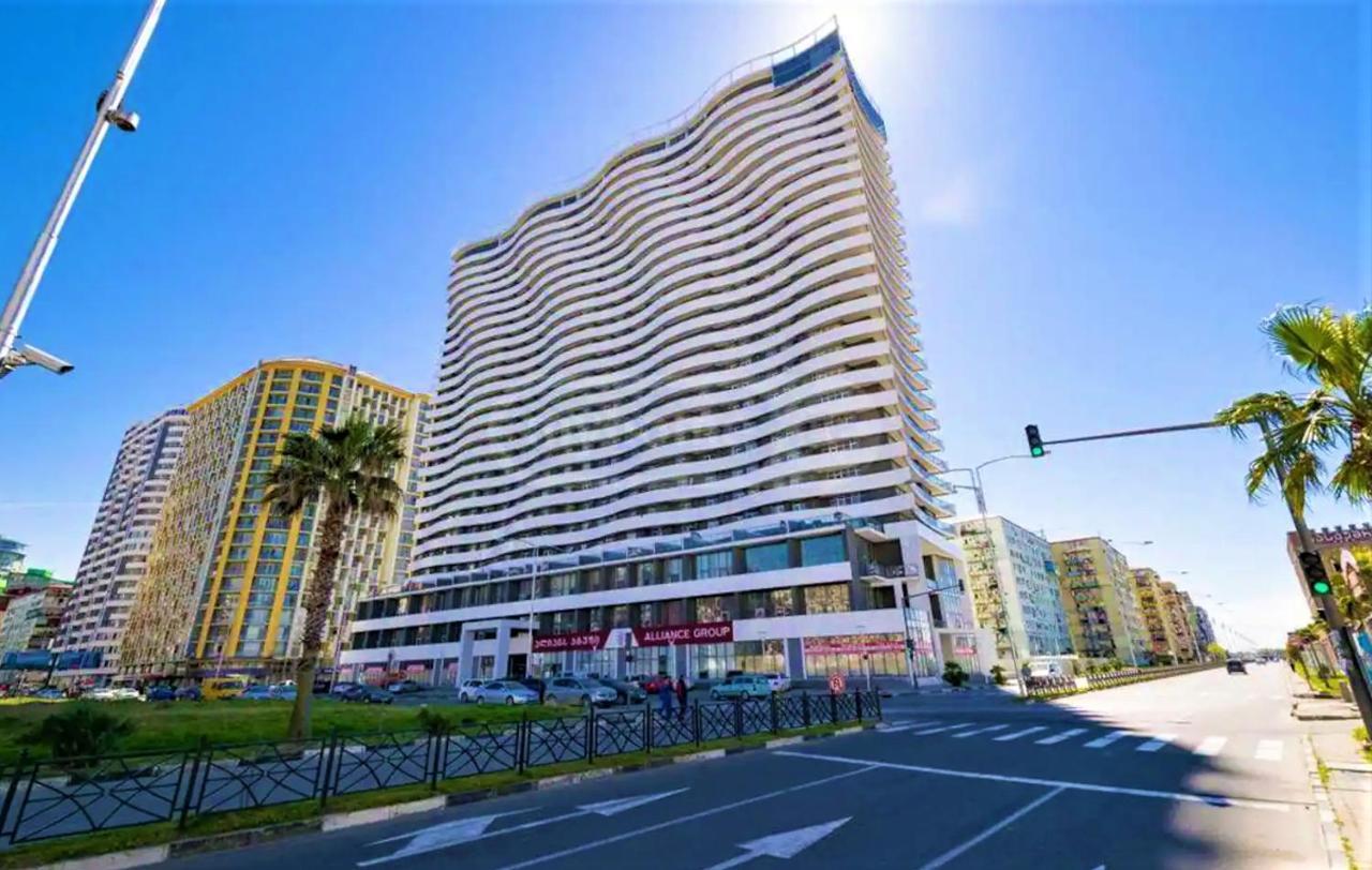 Sea View Studio Apartment In Orbi Residence Batumi Kültér fotó