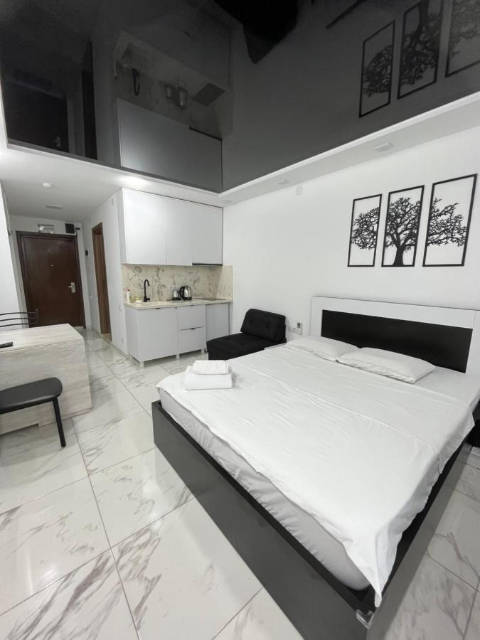Sea View Studio Apartment In Orbi Residence Batumi Kültér fotó
